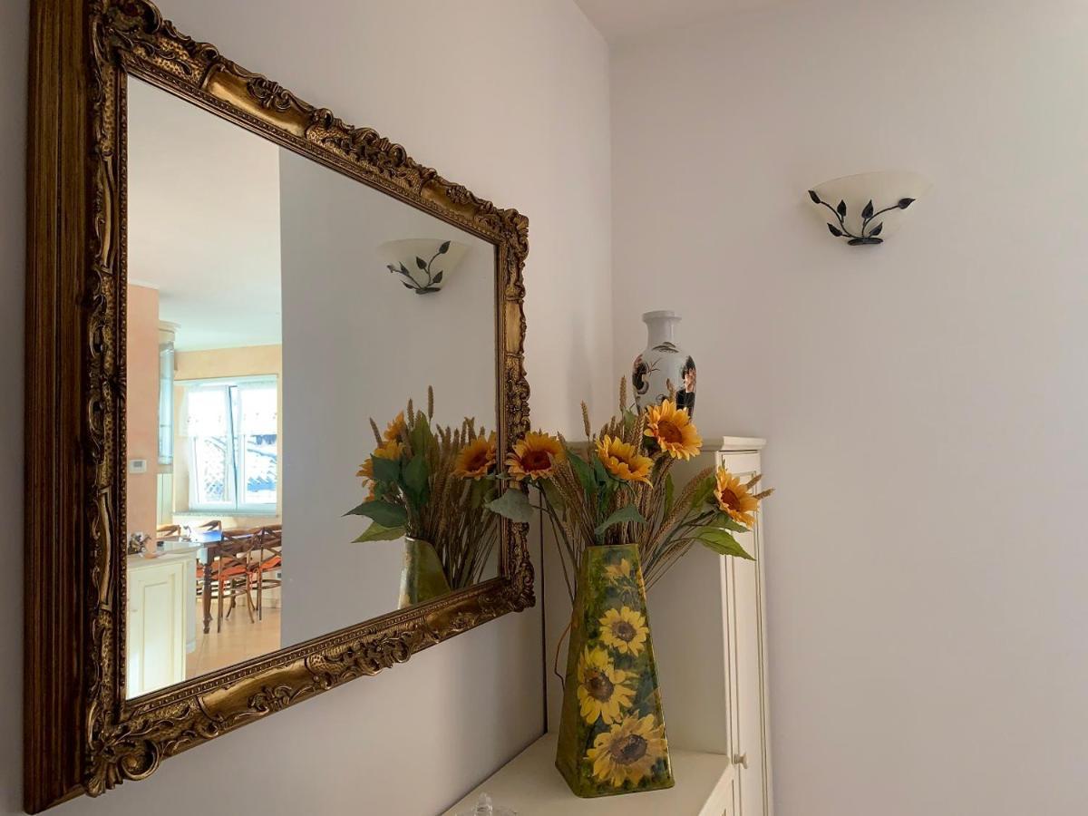 Il Nido Di Giusy Apartment Ossuccio ภายนอก รูปภาพ